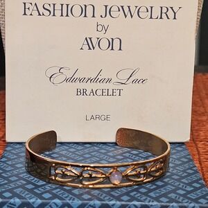 1980 Avon Edwardian Lace Bracelet with Box